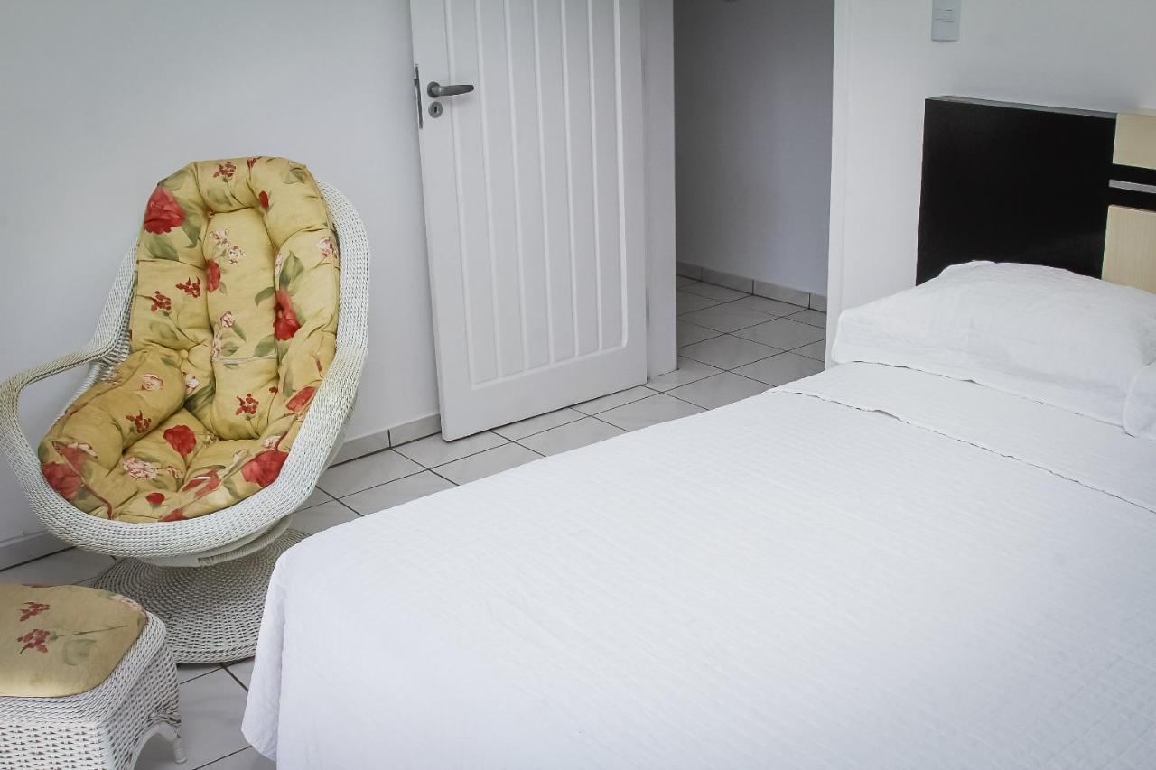 Apto A 70 Metros Da Praia, Piscina, 03 Ar Condicionados, Vaga De Garagem Florianópolis 외부 사진